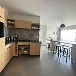شقة Pmr 2 Chambres, Face Plage, Piscine, Balcon, Pour 6 Personnes, Animaux Admis - Fr-1-194-222