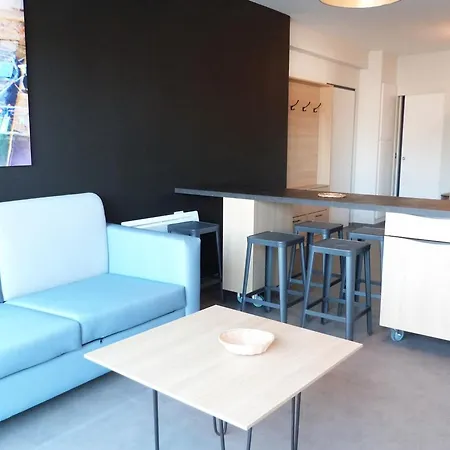 Pmr 2 Chambres, Face Plage, Piscine, Balcon, Pour 6 Personnes, Animaux Admis - Fr-1-194-222 *