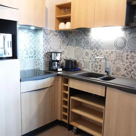 公寓 Pmr 2 Chambres, Face Plage, Piscine, Balcon, Pour 6 Personnes, Animaux Admis - Fr-1-194-222