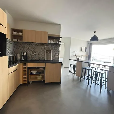 Apartman Pmr 2 Chambres, Face Plage, Piscine, Balcon, Pour 6 Personnes, Animaux Admis - Fr-1-194-222
