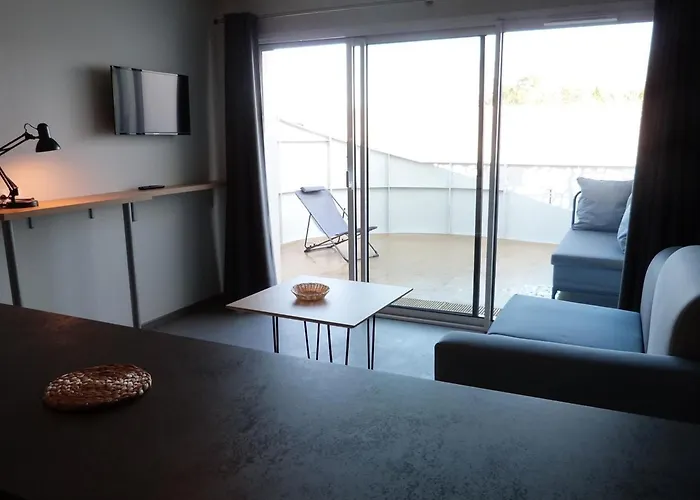 Pmr 2 Chambres, Face Plage, Piscine, Balcon, Pour 6 Personnes, Animaux Admis - Fr-1-194-222 La Tranche-sur-Mer