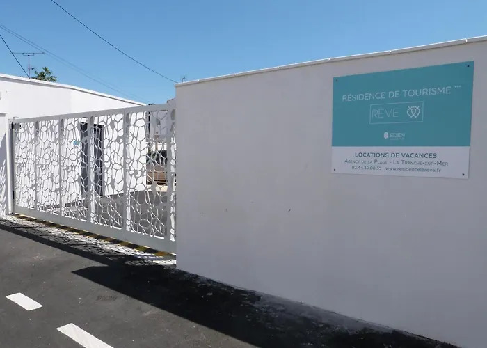 Appartement Pmr 2 Chambres, Face Plage, Piscine, Balcon, Pour 6 Personnes, Animaux Admis - Fr-1-194-222